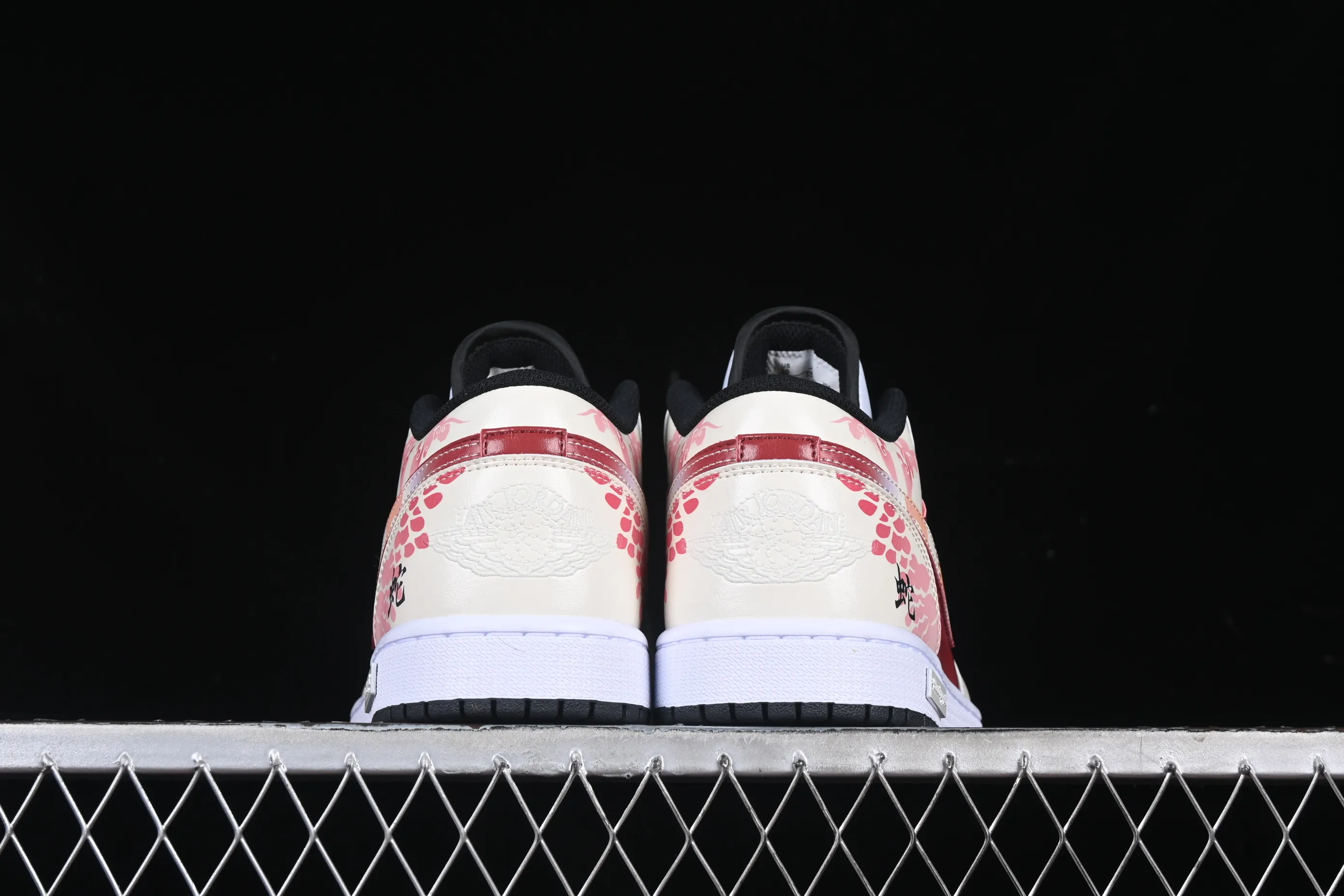 All categories Air Jordan Jordan series basketball shoes Air Jordan 1 Low Air Jordan 1 Low OG AJ1 Joe 1 Year of the Snake limited low-top retro basketball shoes 553558-132